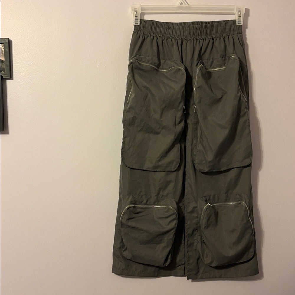 Kaylee Kollection Gray Baggy Cargo Maxi Skirt size M